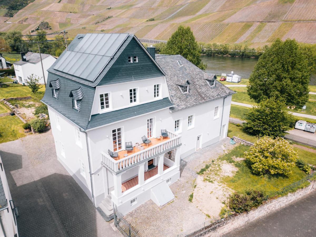 Lösnich Gut Foersterlay - Exklusive Boutique Apartments Im Historischen Winzerhaus Direkt An Der Mosel מראה חיצוני תמונה